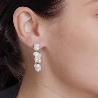 MARINA PEARL - HOOP EARRINGS