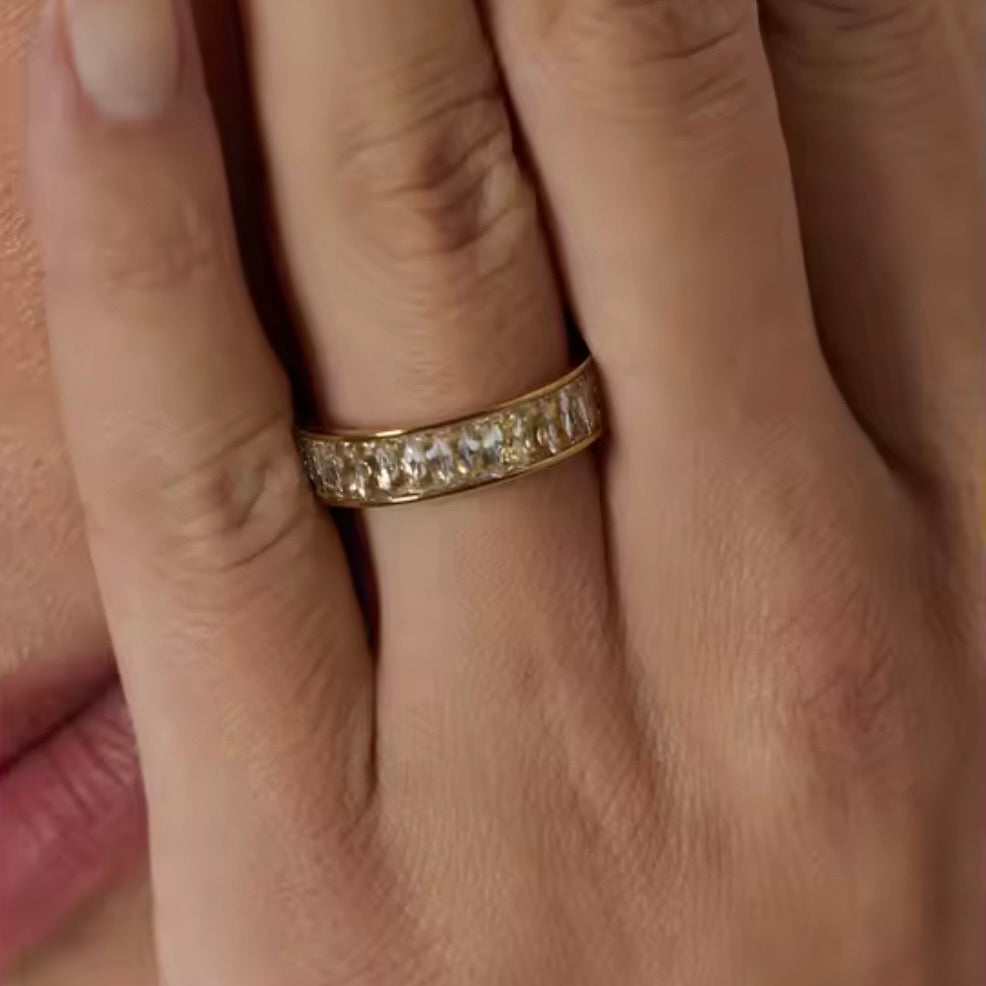 MIA - RING