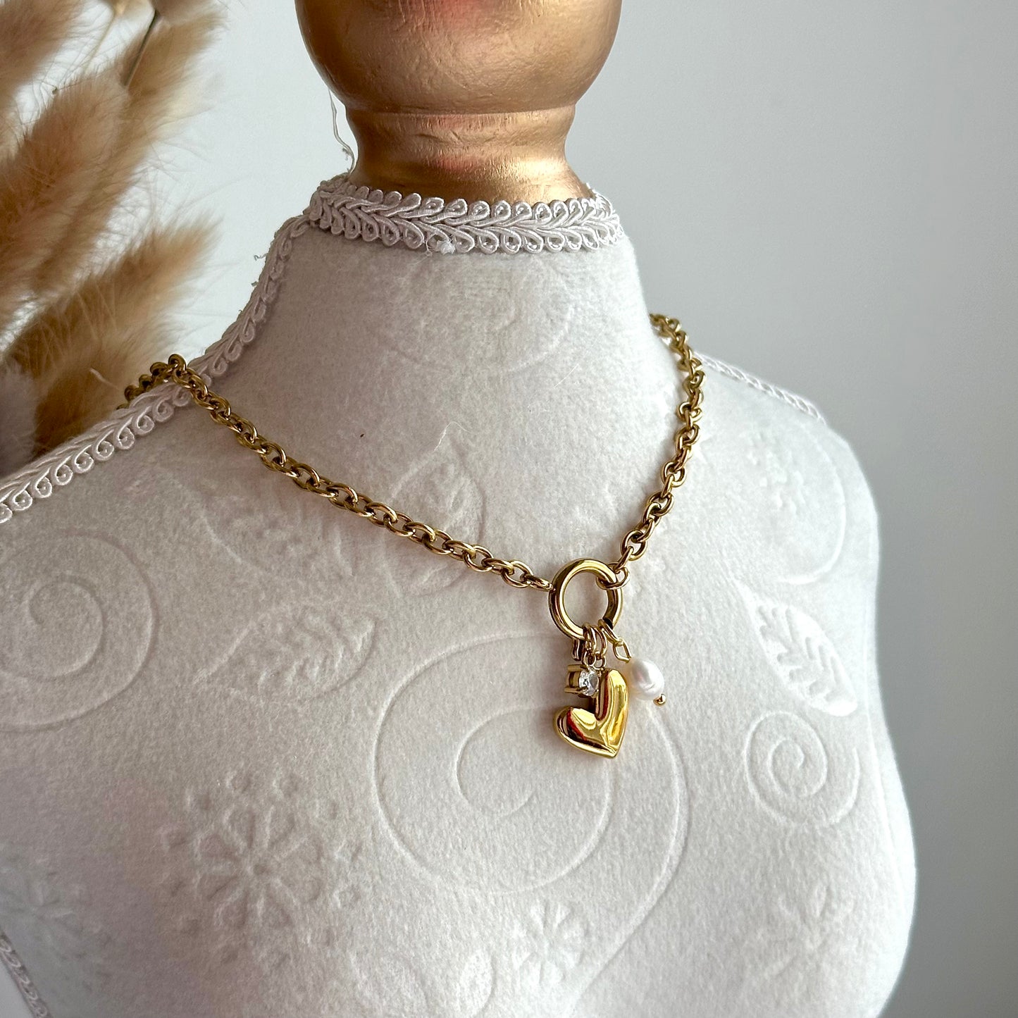 SASHA LOVE CHARM - NECKLACE