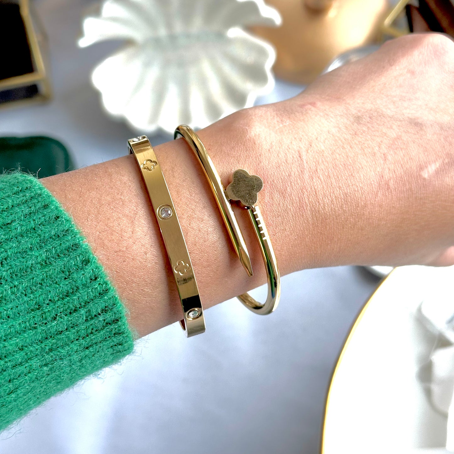 IONA- BANGLE